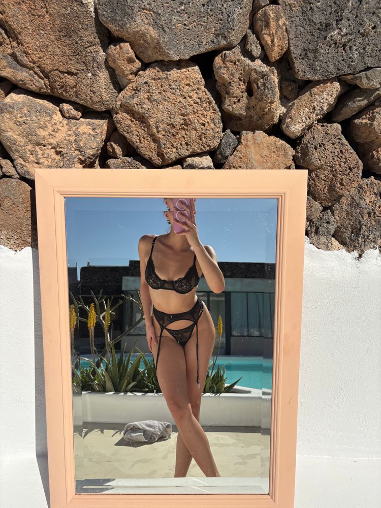 Lace Adjustable Thong - black