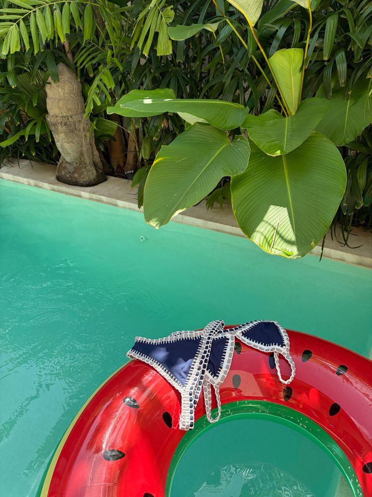 Crochet bikini bottom navy