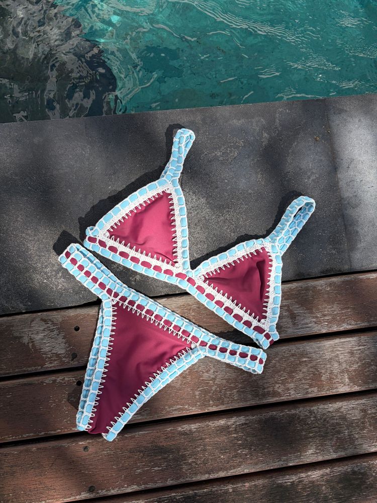 Crochet bikini bottom wine/aqua